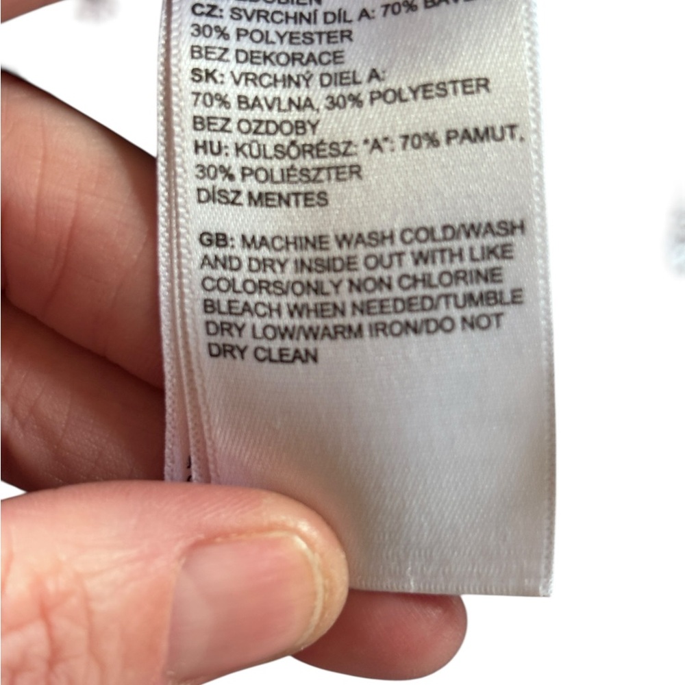 The North Face Boy’s 10-12yo Gray Hoodie w “Never Stop Exploring” Camo Graphic - Picture 8 of 17